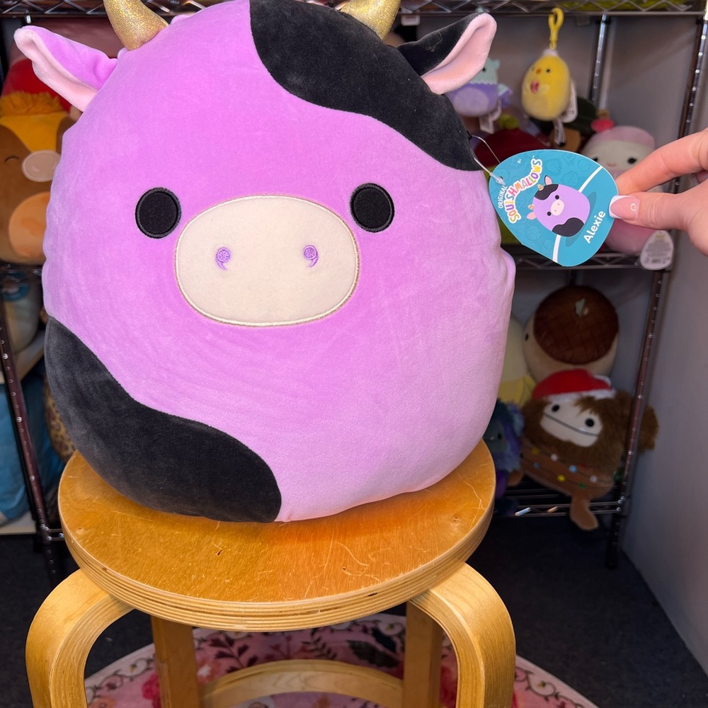Squishmallow Alexie the Cow